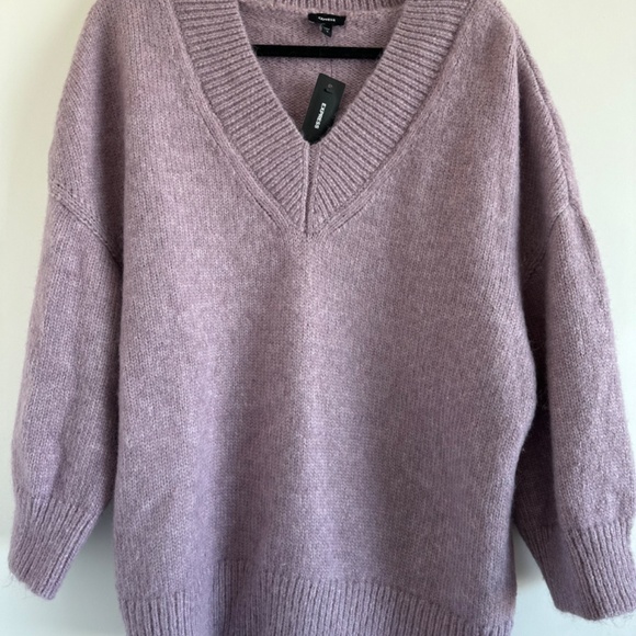 V-Neck Oversized Sweater New winery Express 08374097 NWT - Picture 10 of 13